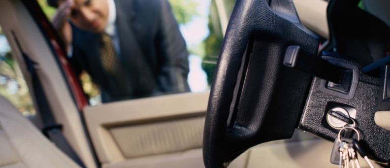 24 hour car locksmith in Delhi