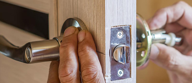 Delhi 24 hour residential locksmith