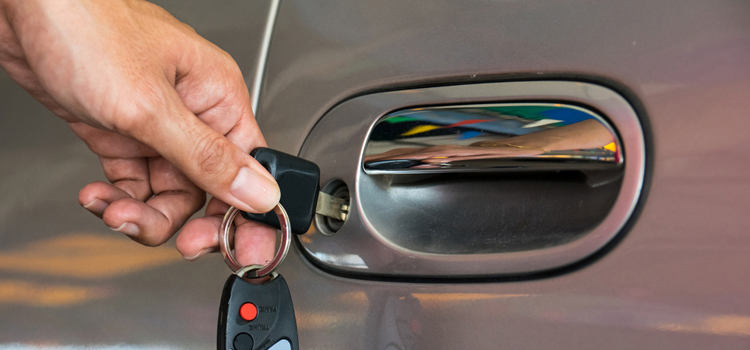 Car door lock repair in Delhi